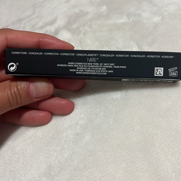 NARS Radiant Creamy Concealer- Chantilly - Picture 10 of 10